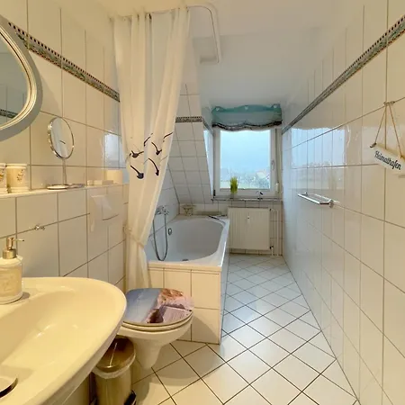 Inselhaus Karlstrasse 6a 8 *