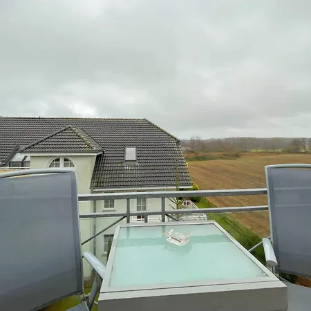 Inselhaus Karlstrasse 6a 8 Stubbenfelde